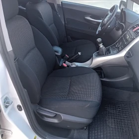 Toyota Auris 2.0 126к.Face, снимка 11