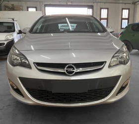 Opel Astra 1.4T LPG, снимка 1