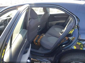 Toyota Camry 2.5l Le Hybrid, снимка 8