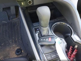 Toyota Camry 2.5l Le Hybrid, снимка 11