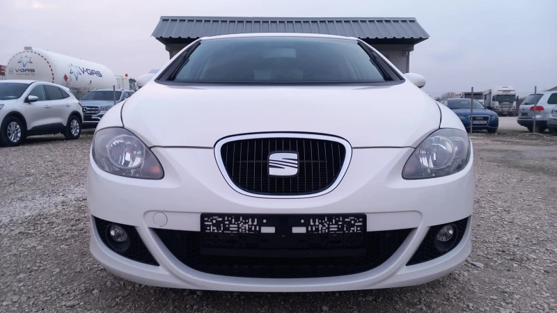 Seat Leon, снимка 5 - Автомобили и джипове - 48229275