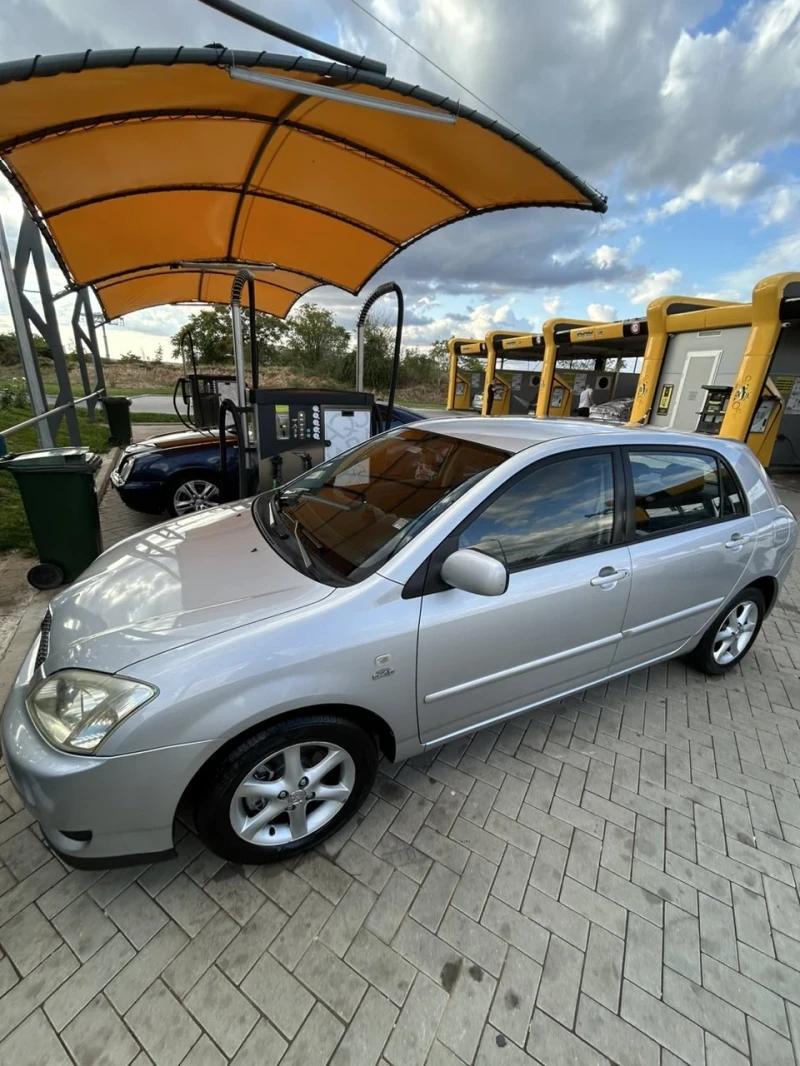 Toyota Corolla, снимка 14 - Автомобили и джипове - 48338281