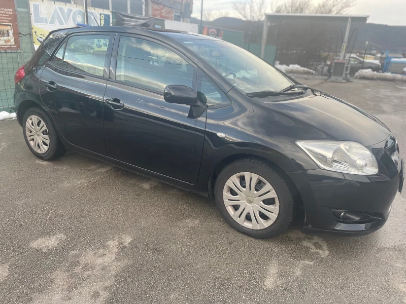 Toyota Auris 2.0 D4D, снимка 6 - Автомобили и джипове - 48474035