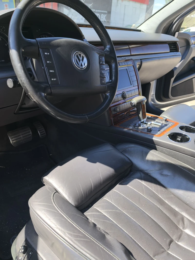 VW Phaeton 4.2 LPG Full Лизинг, снимка 8 - Автомобили и джипове - 52361923