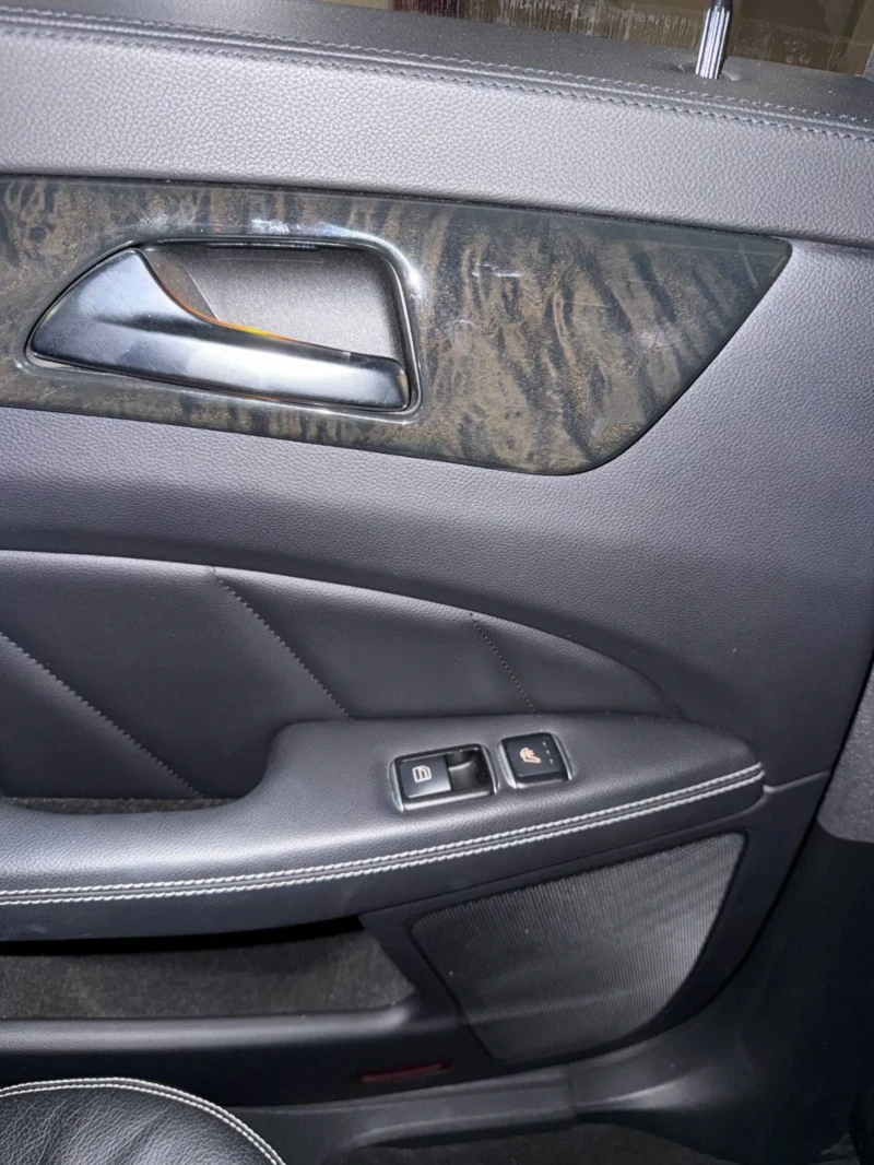 Mercedes-Benz CLS 550, снимка 13 - Автомобили и джипове - 52347278