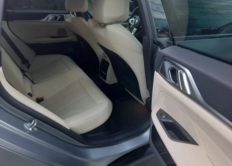 BMW i4 M50d xDrive, снимка 11 - Автомобили и джипове - 53242116
