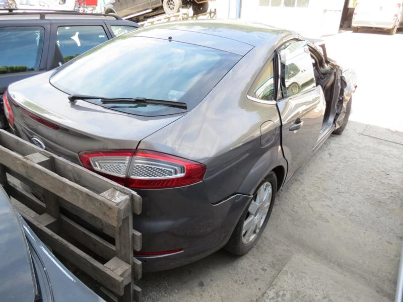 Ford Mondeo 2.0 TDCi 140 PS A6, снимка 3 - Автомобили и джипове - 45745298