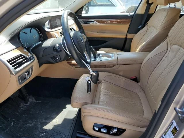 BMW 740  - изображение 7