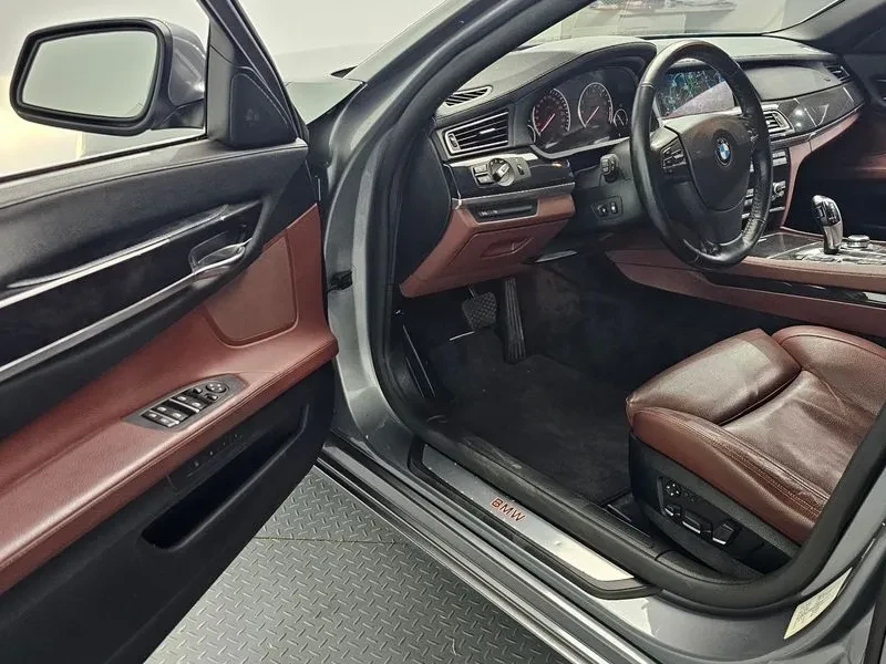 BMW 750 Li | Mobile.bg � ����������� 10