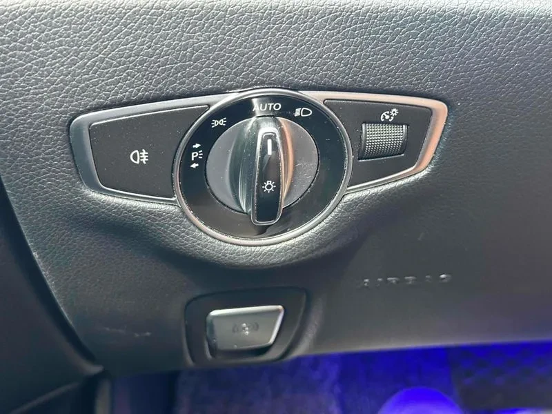 Mercedes-Benz E 220 Avantgarde - САМО 30% АВАНС, снимка 15 - Автомобили и джипове - 55429306