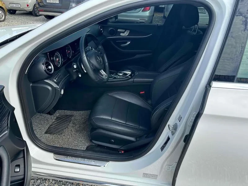 Mercedes-Benz E 220 Avantgarde - САМО 30% АВАНС, снимка 9 - Автомобили и джипове - 55429306