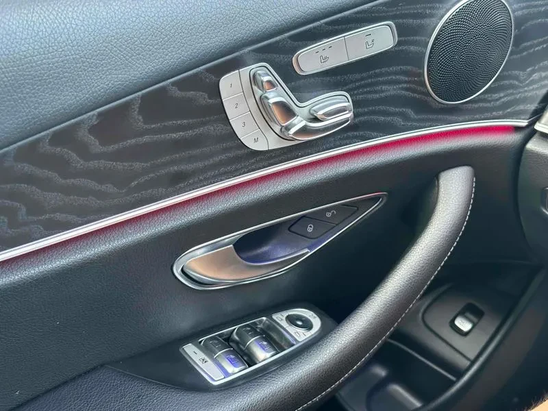 Mercedes-Benz E 220 Avantgarde - САМО 30% АВАНС, снимка 16 - Автомобили и джипове - 55429306