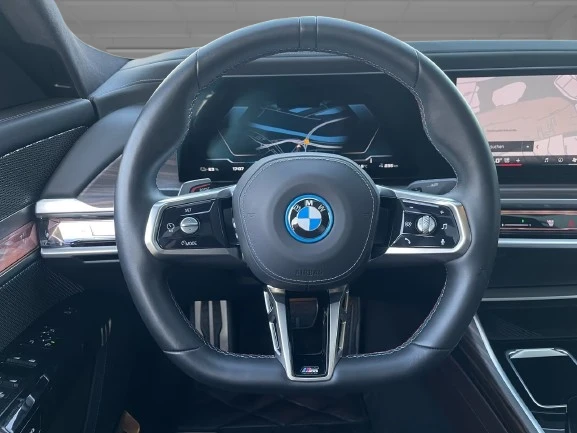 BMW i7 M70 xDrive = Shadow Line = �������� | Mobile.bg � ����������� 7