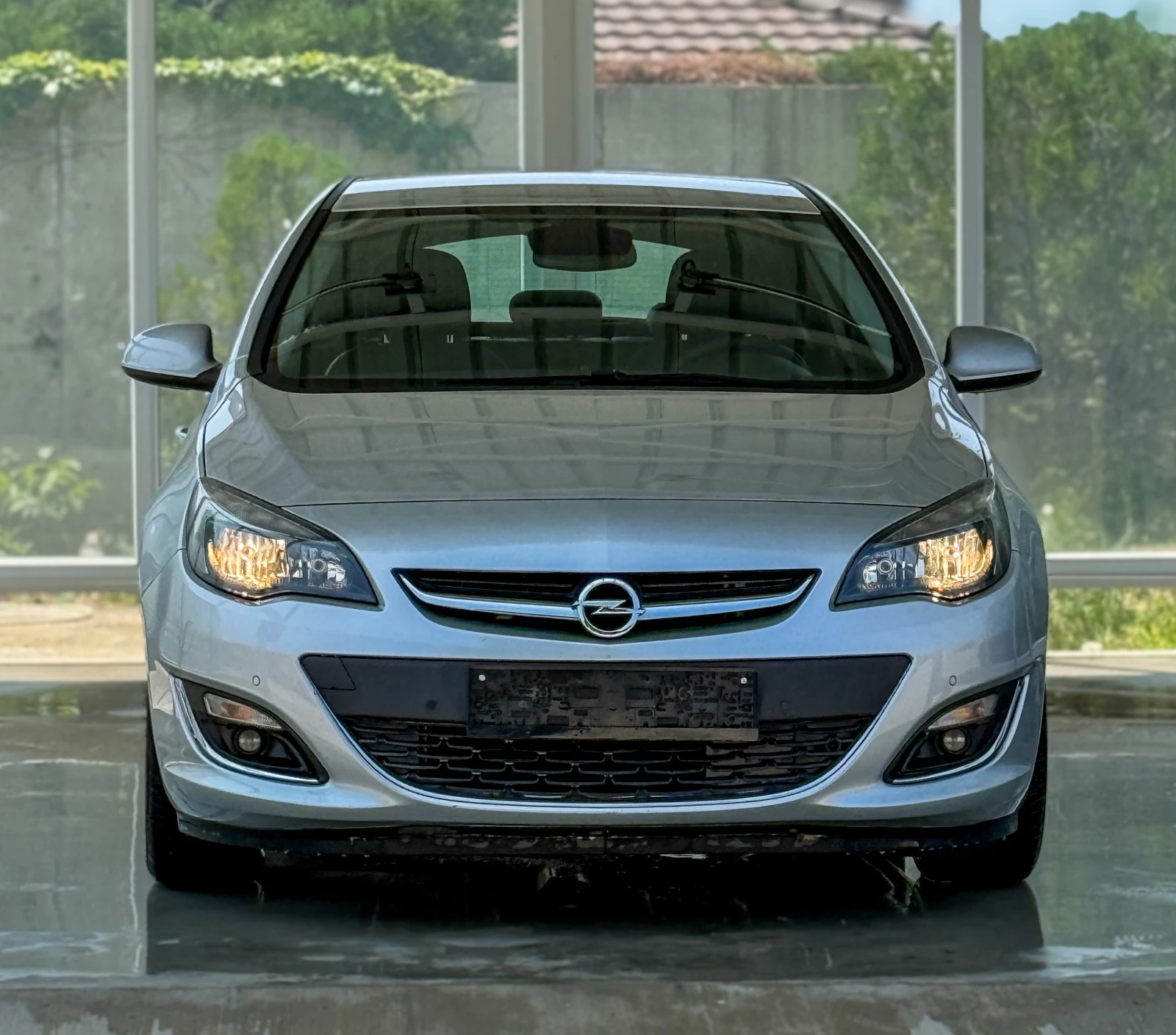 Opel Astra LPG 1.4 TURBO - изображение 2