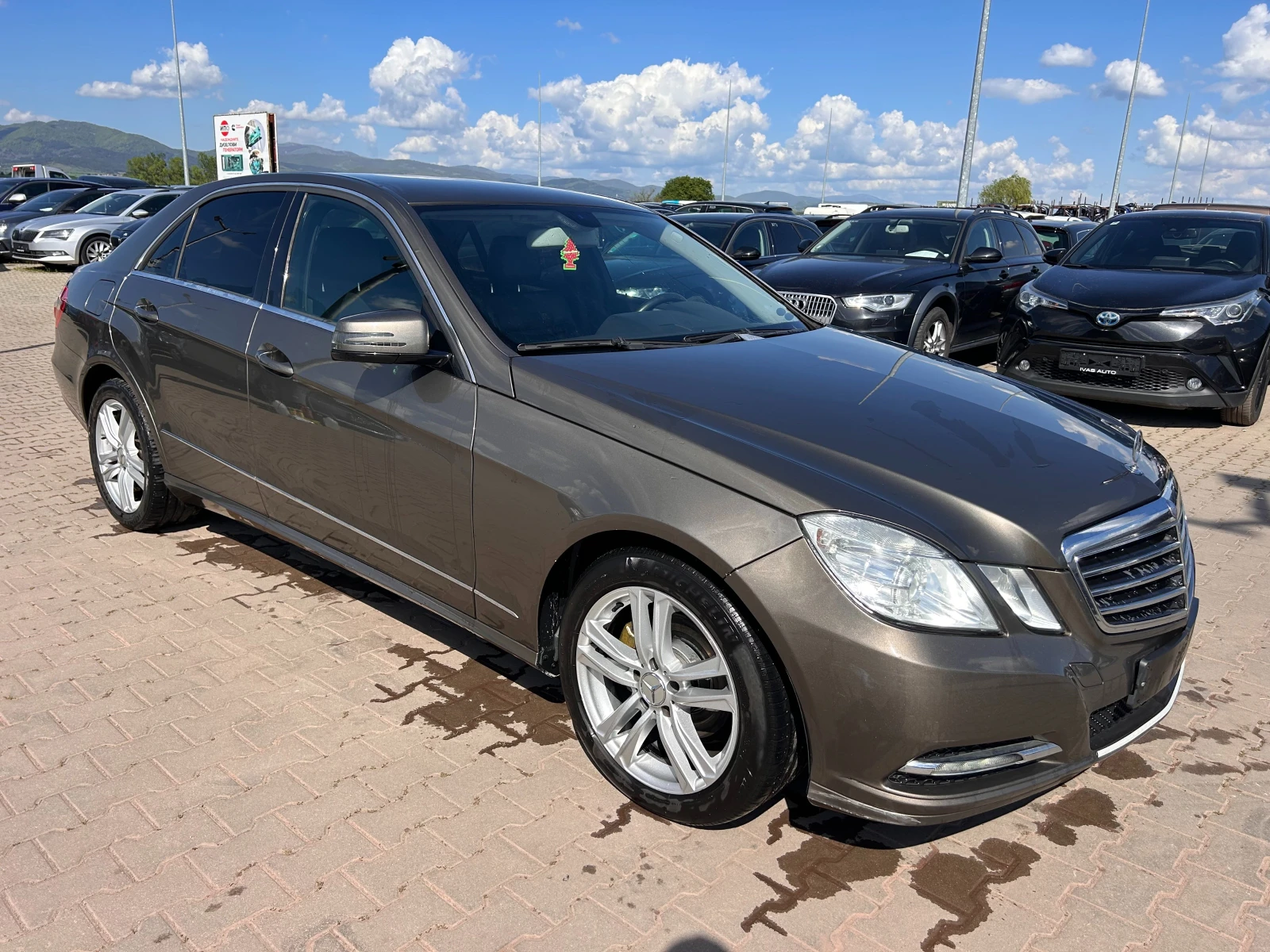 Mercedes-Benz E 200 CDI AVTOMAT/KOJA/NAVI EURO 5 - изображение 4