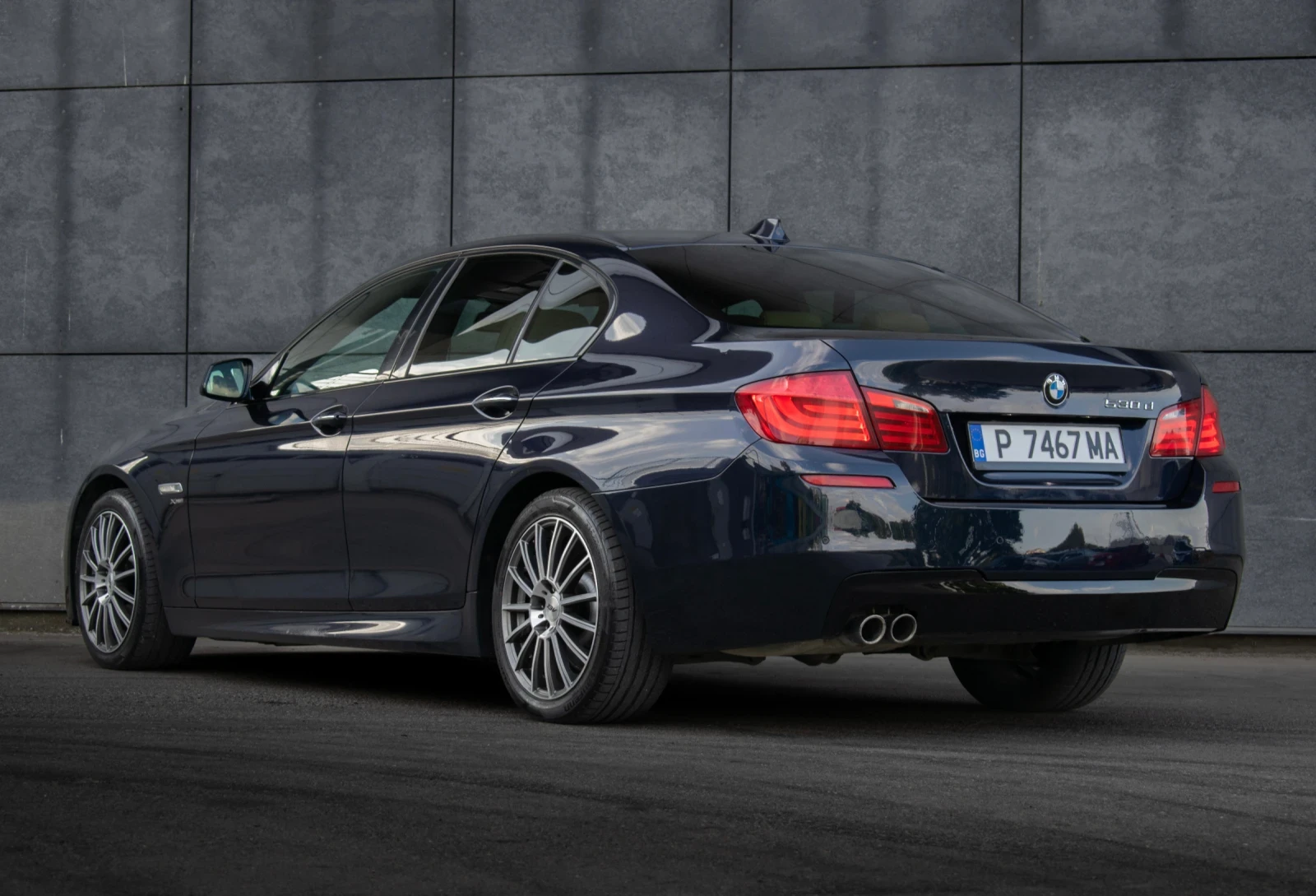 BMW 530 M-Performance/НОВИ ВЕРИГИ/Shadow Line/X-Drive/Full - изображение 5