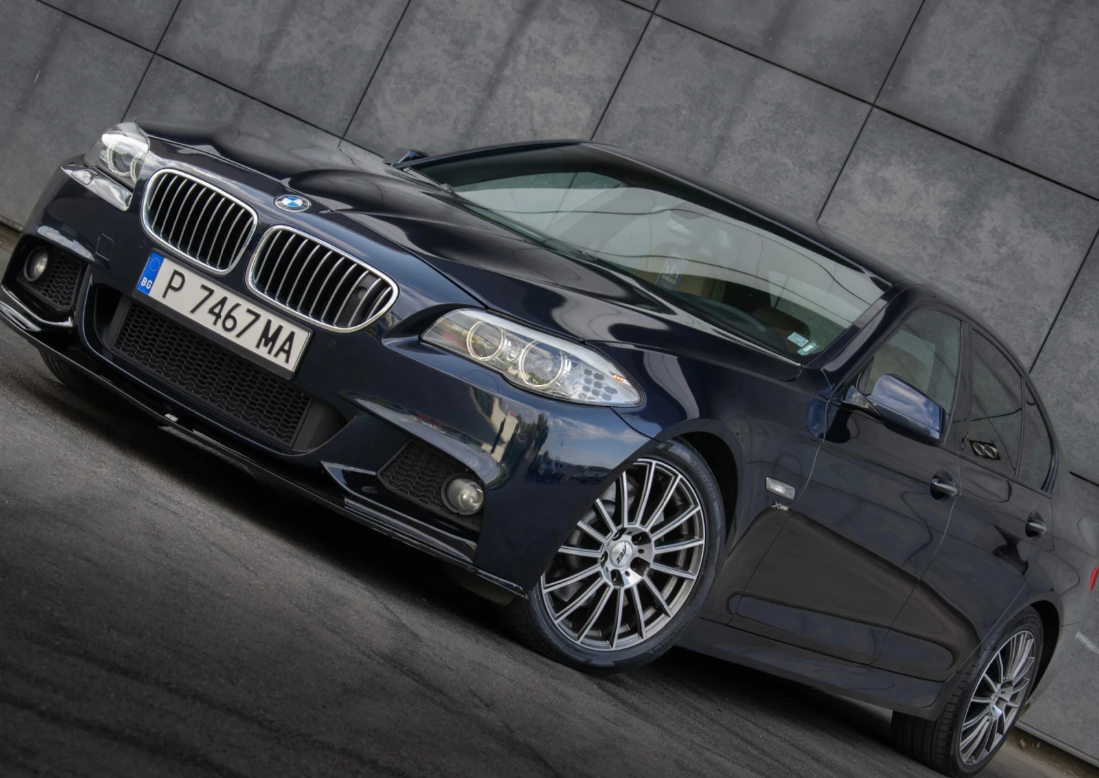BMW 530 M-Performance/НОВИ ВЕРИГИ/Shadow Line/X-Drive/Full - изображение 2