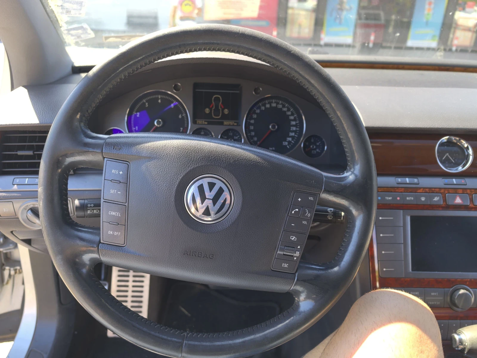 VW Phaeton 4.2 LPG Full Лизинг - изображение 10