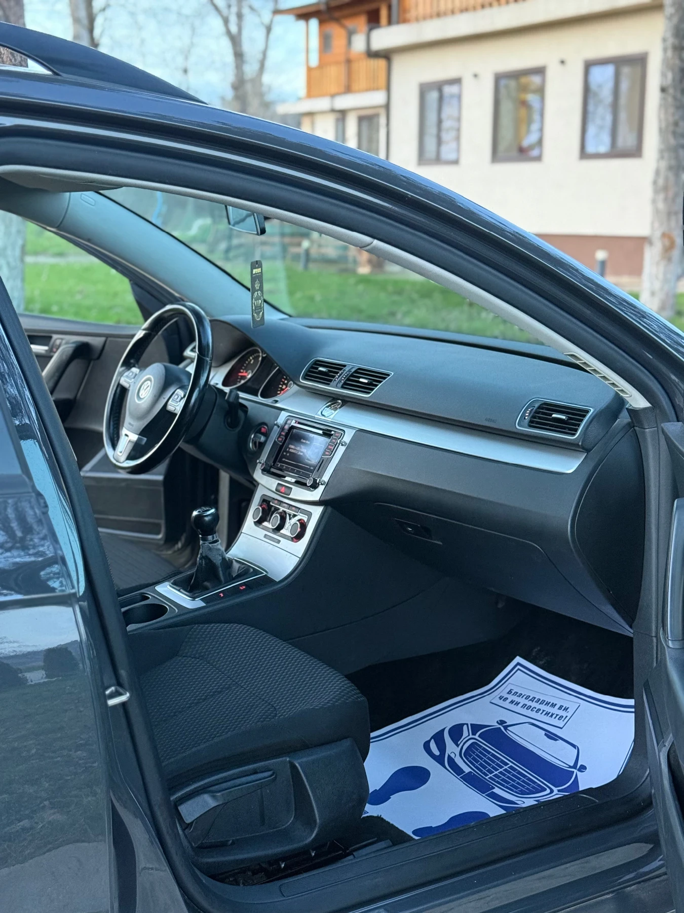 VW Passat 1.6 TDI - изображение 8