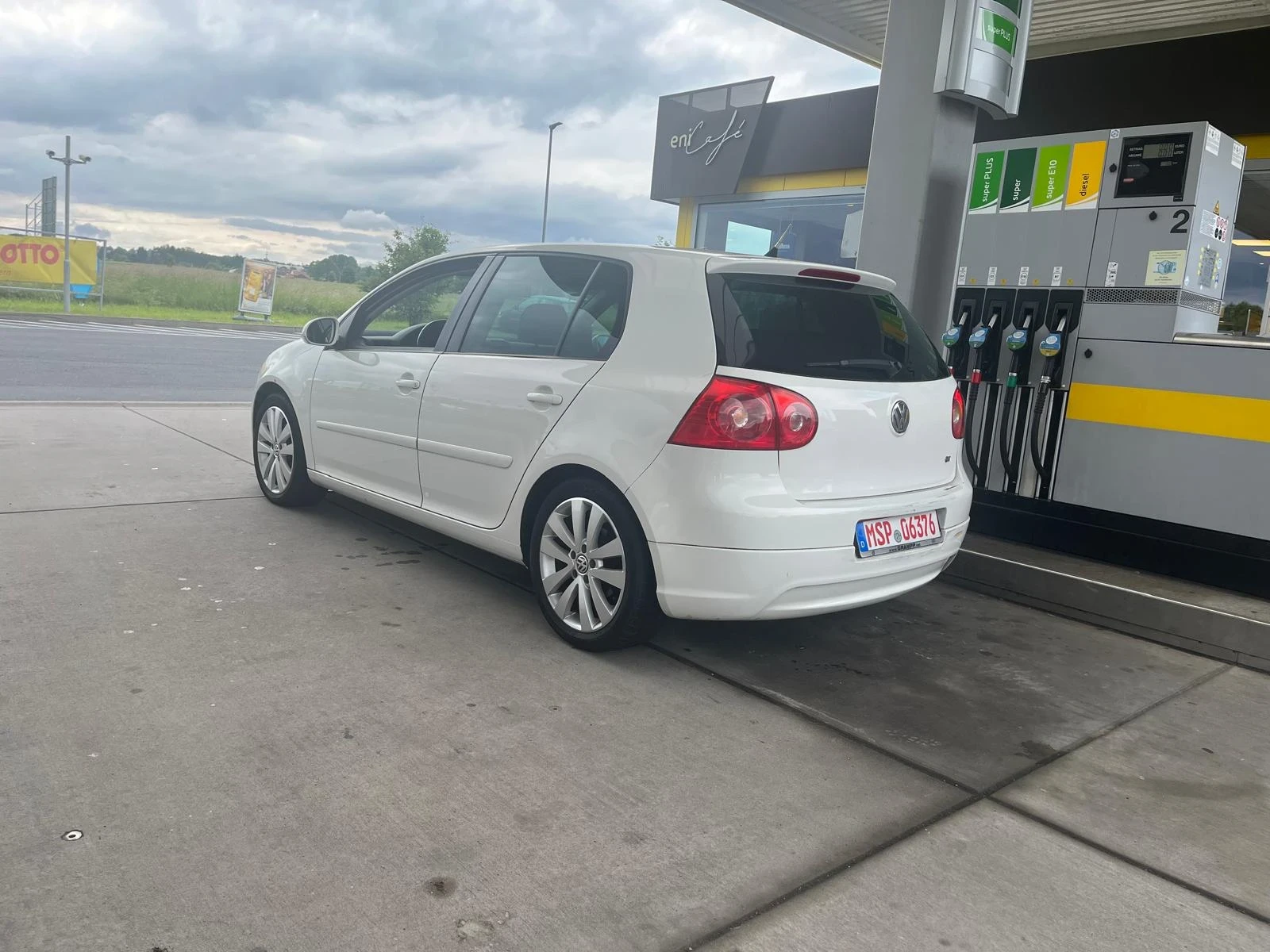 VW Golf, снимка 5 - Автомобили и джипове - 53624700