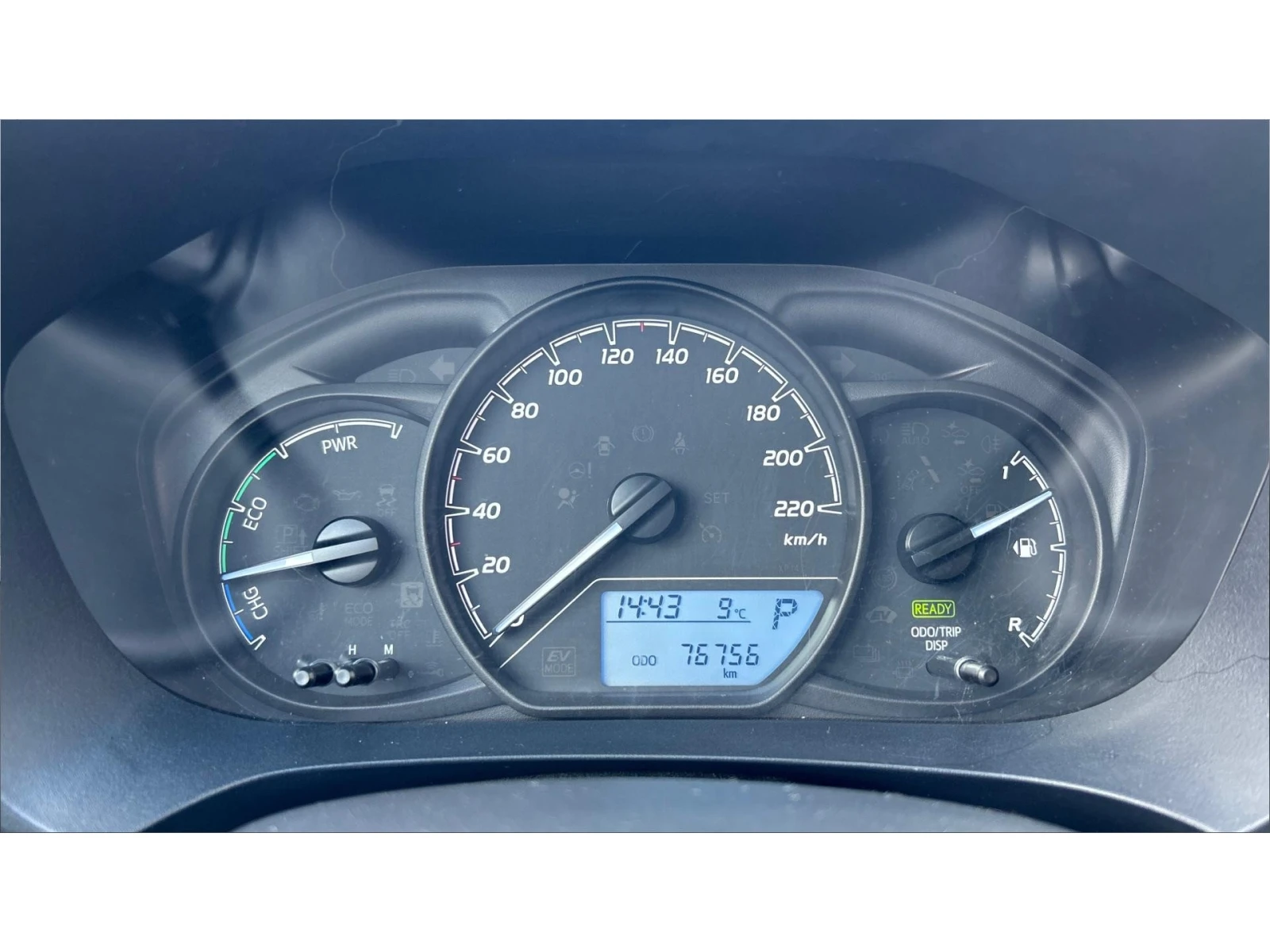 Toyota Yaris 1.5 HSD, ������� ������ �� 222   | Mobile.bg � ����������� 16