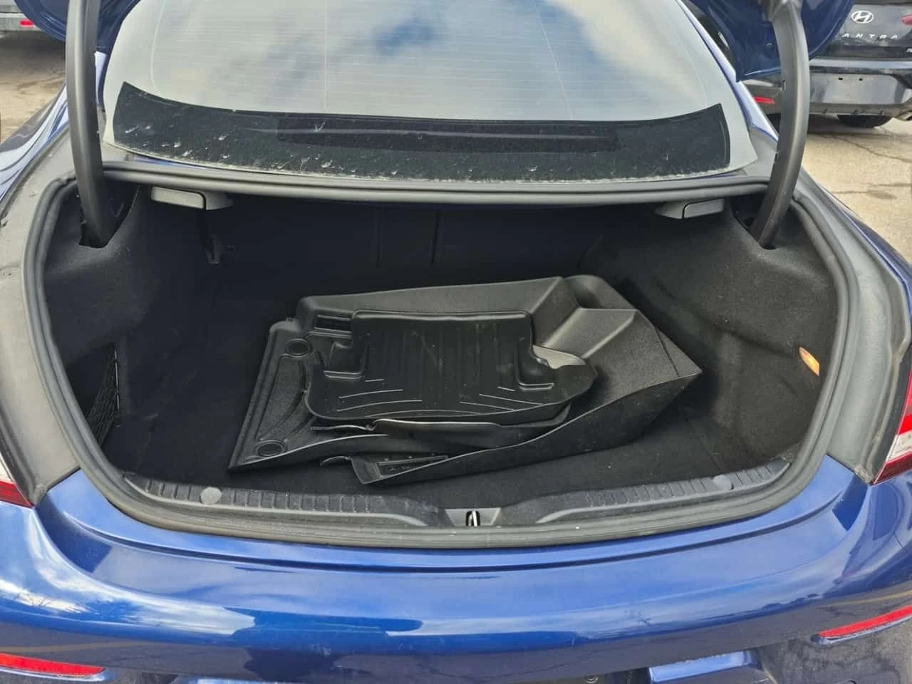 Mercedes-Benz C 300 * CARFAX * ЦЕНА ДО БГ, снимка 13 - Автомобили и джипове - 54113277