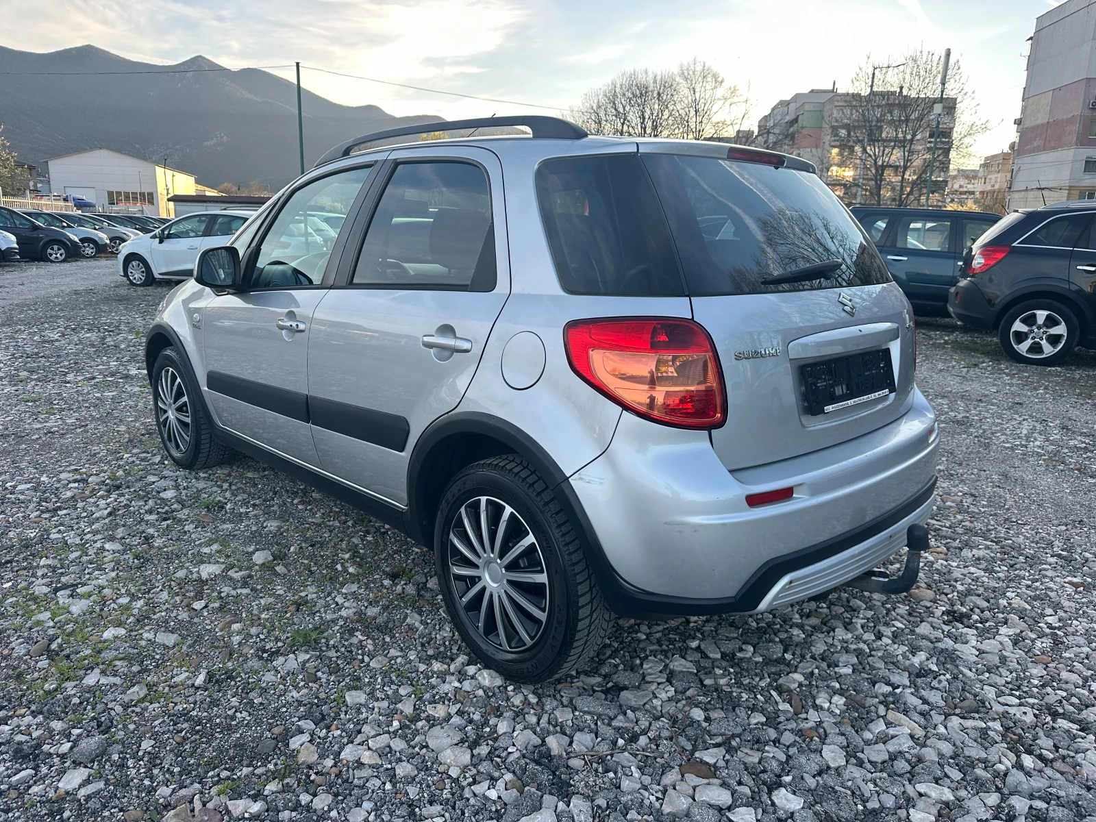 Suzuki SX4 1.9DDIS 120kc, снимка 5 - Автомобили и джипове - 54125860