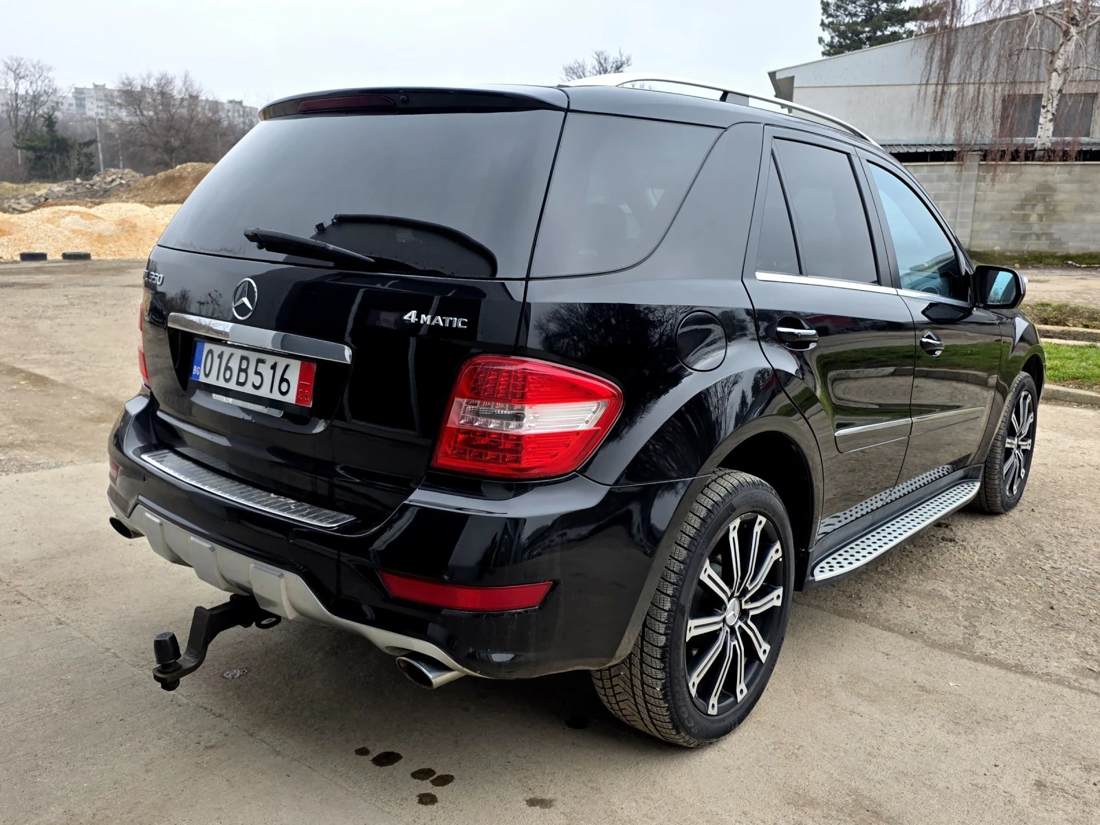 Mercedes-Benz ML 550 AMG пакет , V8 388к.с, Пълна сервизна история , снимка 8 - Автомобили и джипове - 54144761