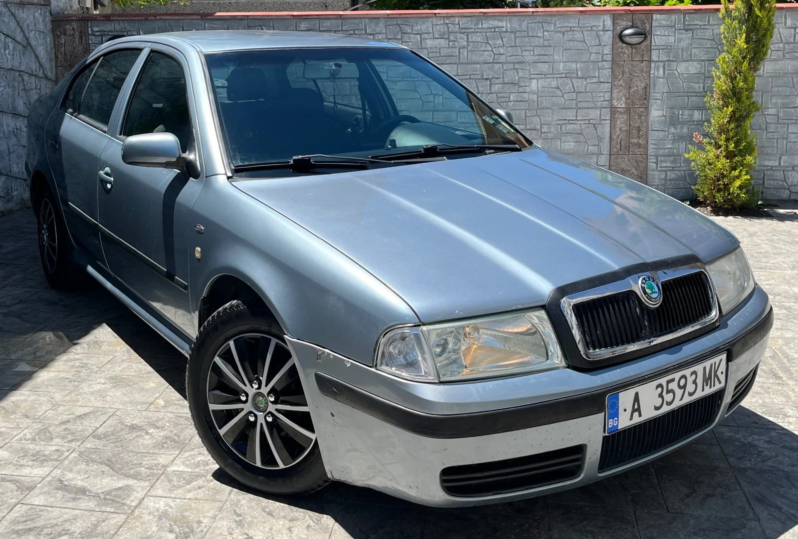 Skoda Octavia 1.6I/ГАЗ/БЕНЗИН/2003/ГОДИНА