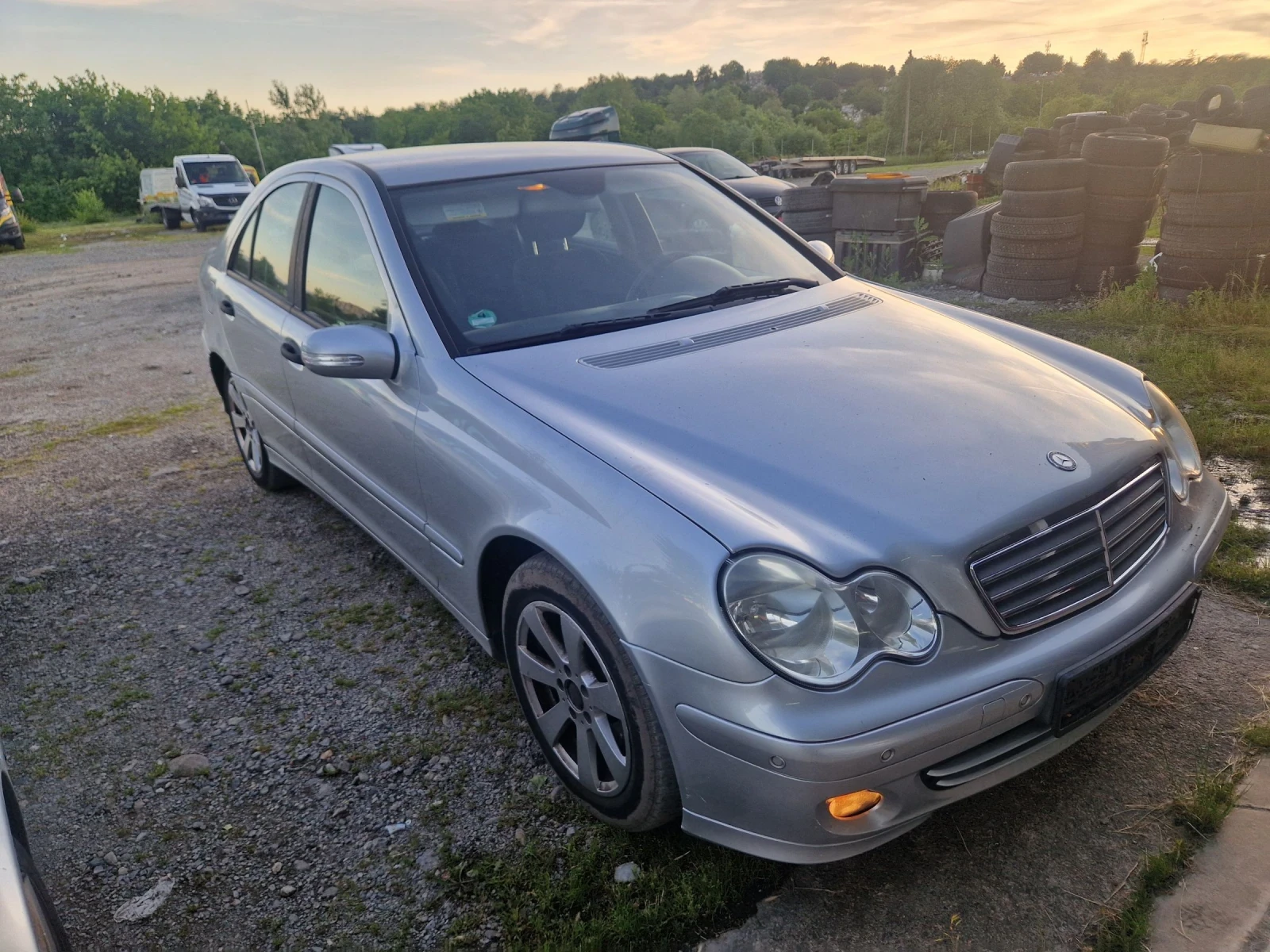 Mercedes-Benz C 200 2.2cdi klimatron, снимка 2 - Автомобили и джипове - 54714596