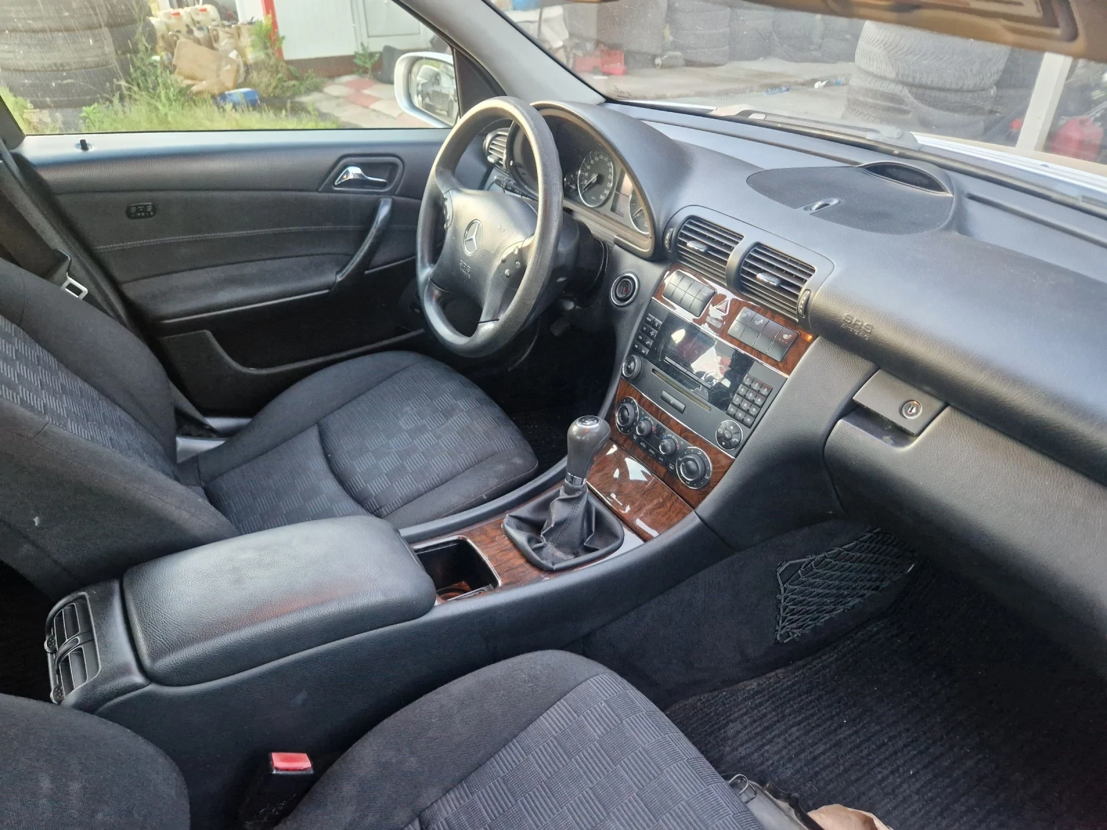Mercedes-Benz C 200 2.2cdi klimatron, снимка 3 - Автомобили и джипове - 54714596