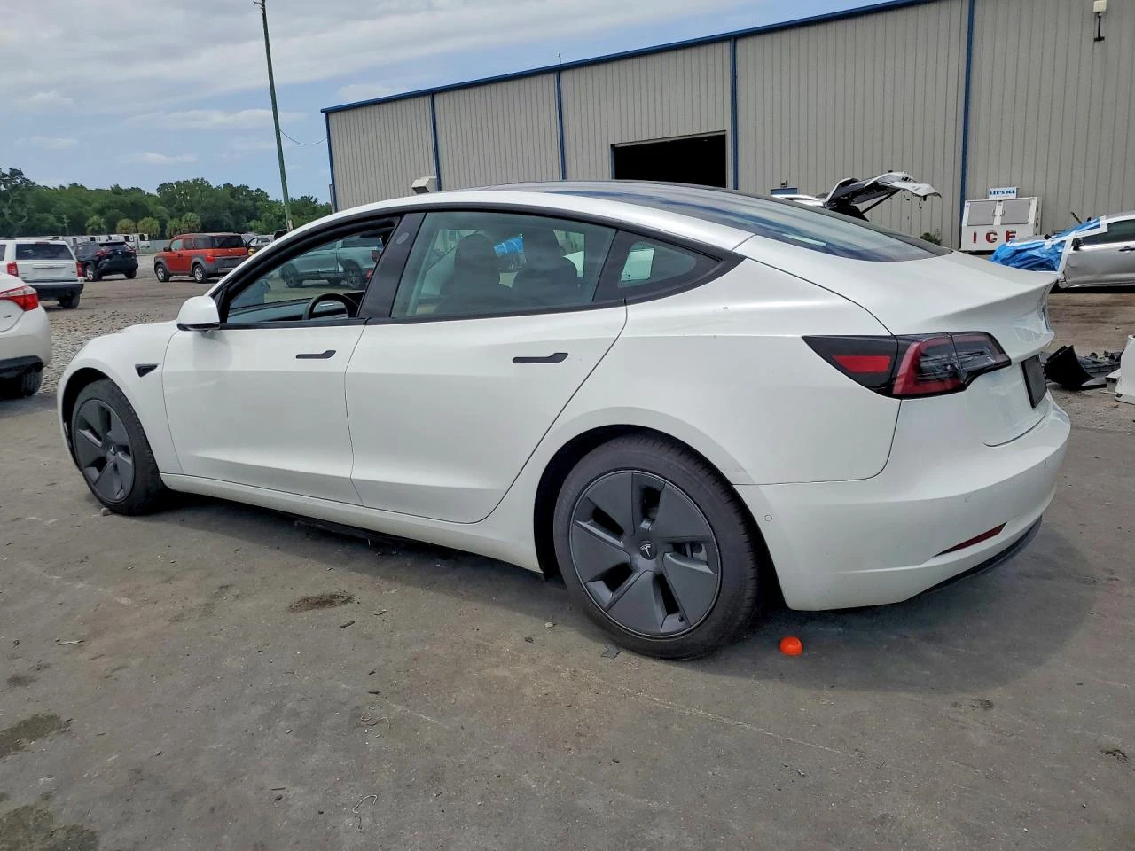 Tesla Model 3 PLUS RWD| FSD3| ТЕРМОПОМПА| , снимка 2 - Автомобили и джипове - 55144004