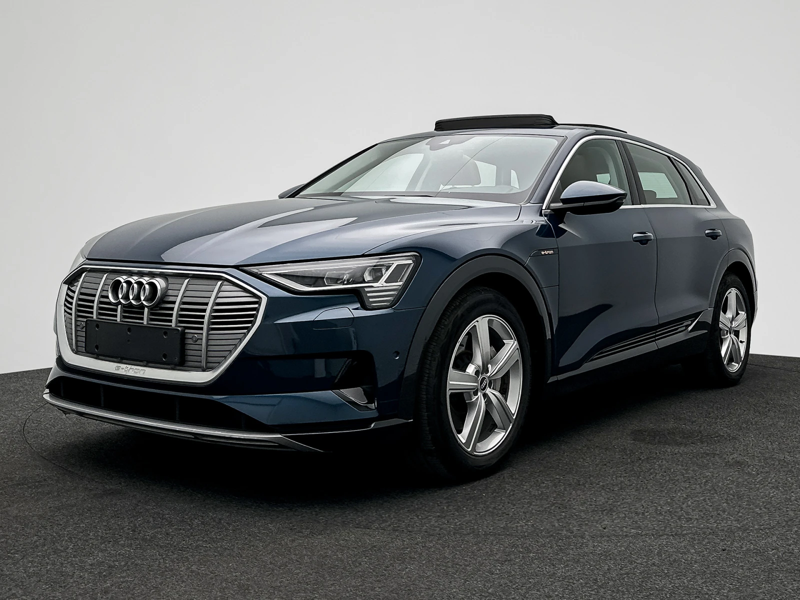 Audi E-Tron  55 Advanced - Quattro , снимка 3 - Автомобили и джипове - 55152946