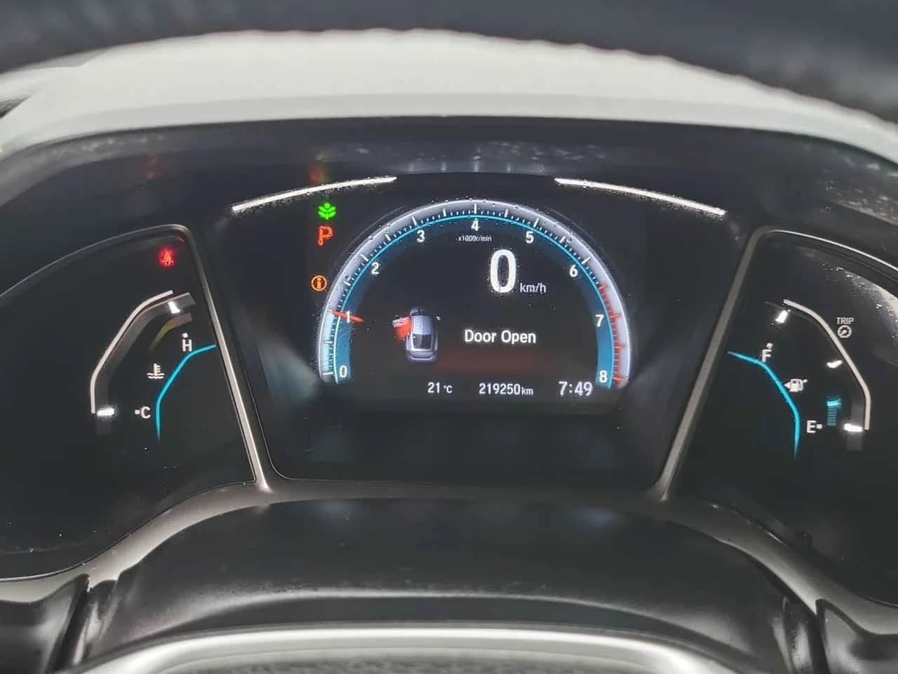 Honda Civic * Cvt Touring * ДВА КЛЮЧА * ШИБИДАХ * ПОДГРЕВ * , снимка 10 - Автомобили и джипове - 55279967