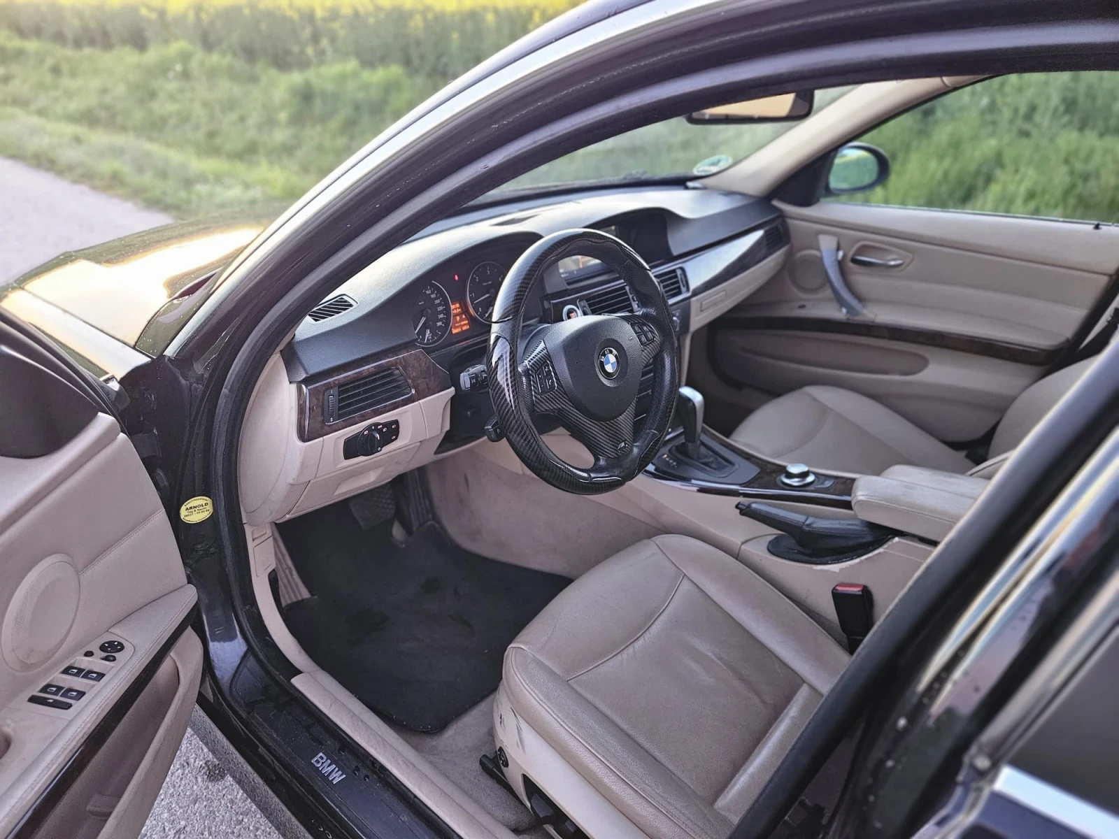 BMW 330, снимка 12 - Автомобили и джипове - 55408546