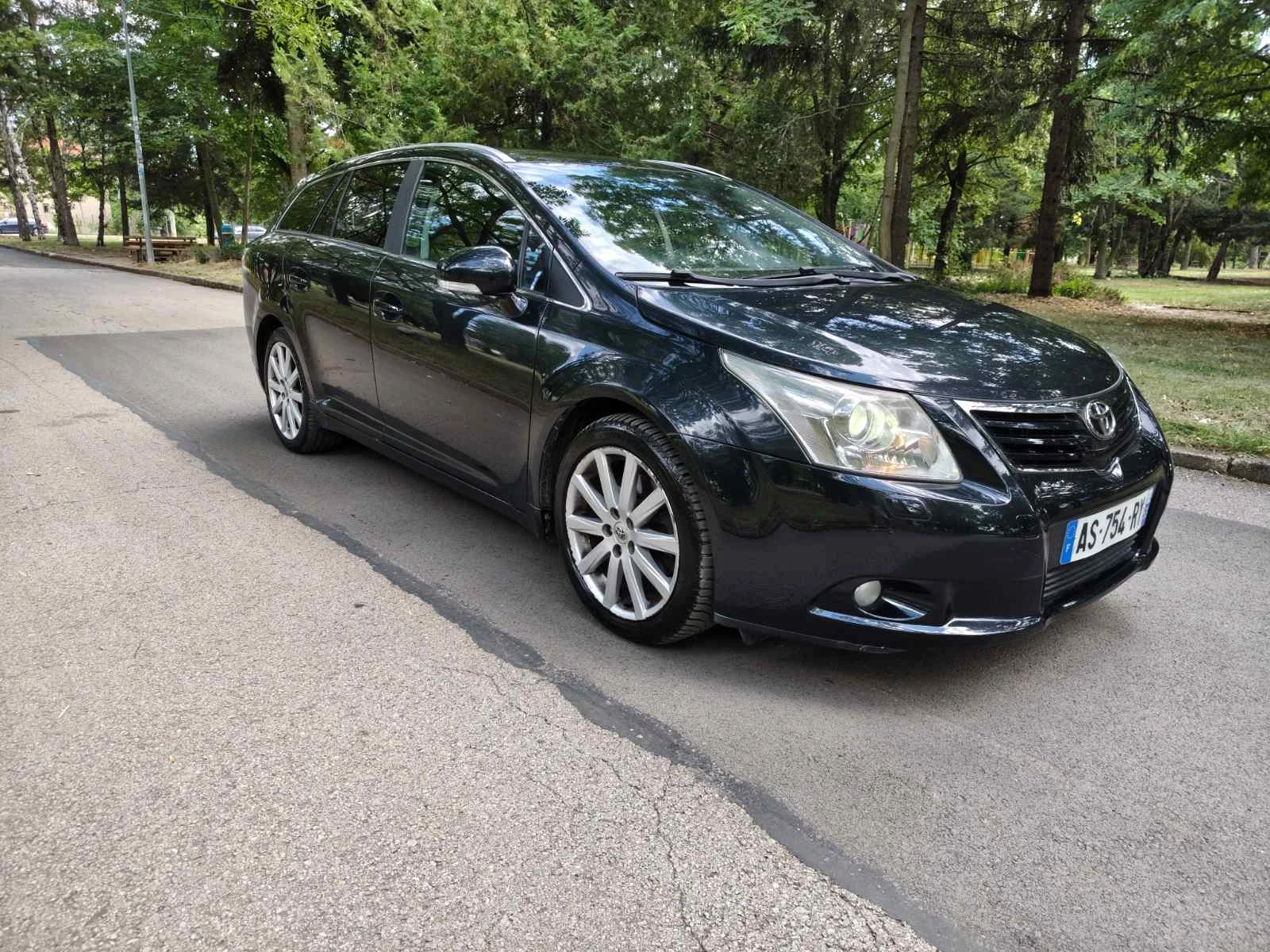 Toyota Avensis Нов внос от Франция / 2.2 D4D 150к.с. / EURO 5, снимка 3 - Автомобили и джипове - 55448573