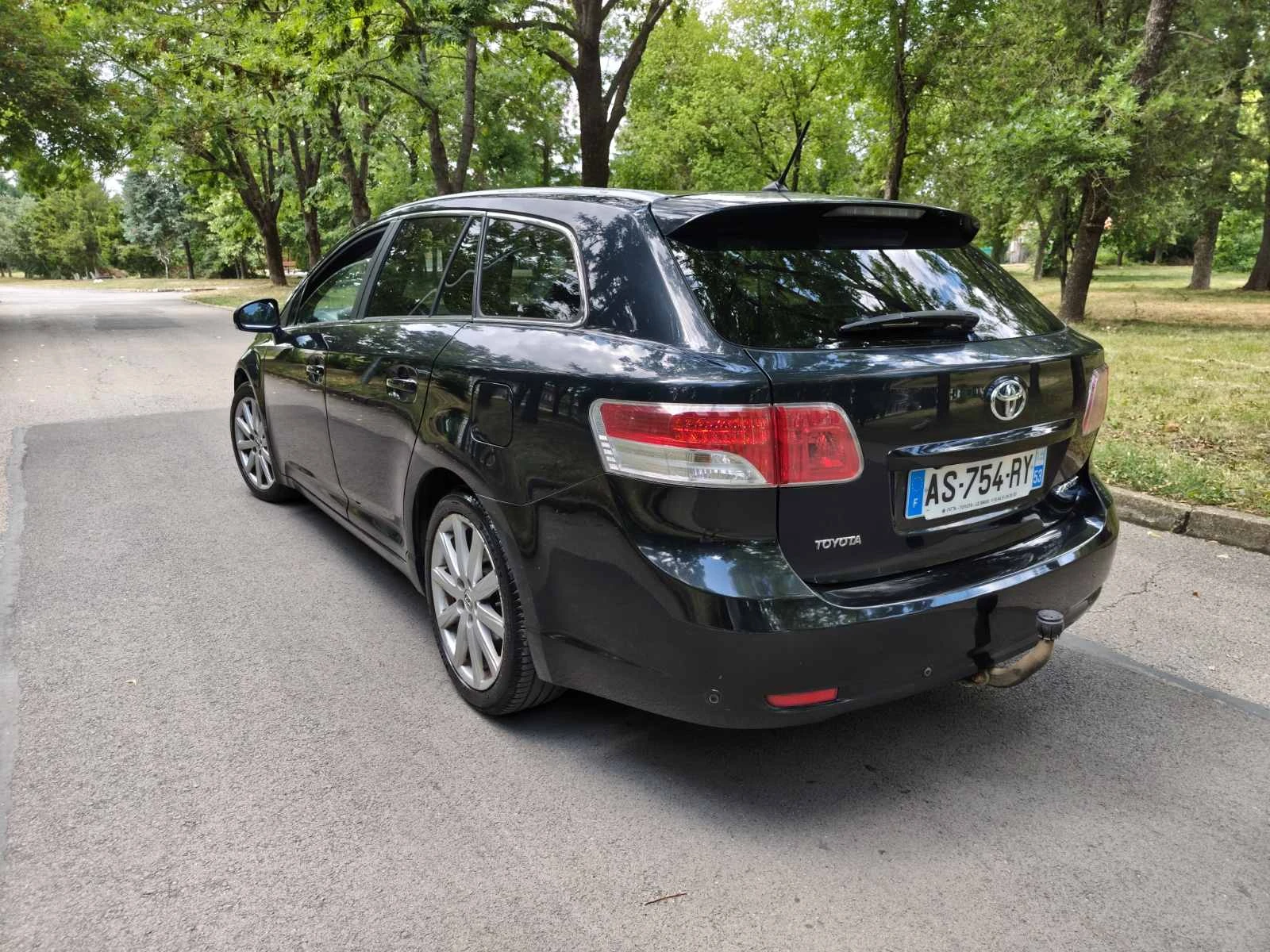 Toyota Avensis Нов внос от Франция / 2.2 D4D 150к.с. / EURO 5, снимка 7 - Автомобили и джипове - 55448573