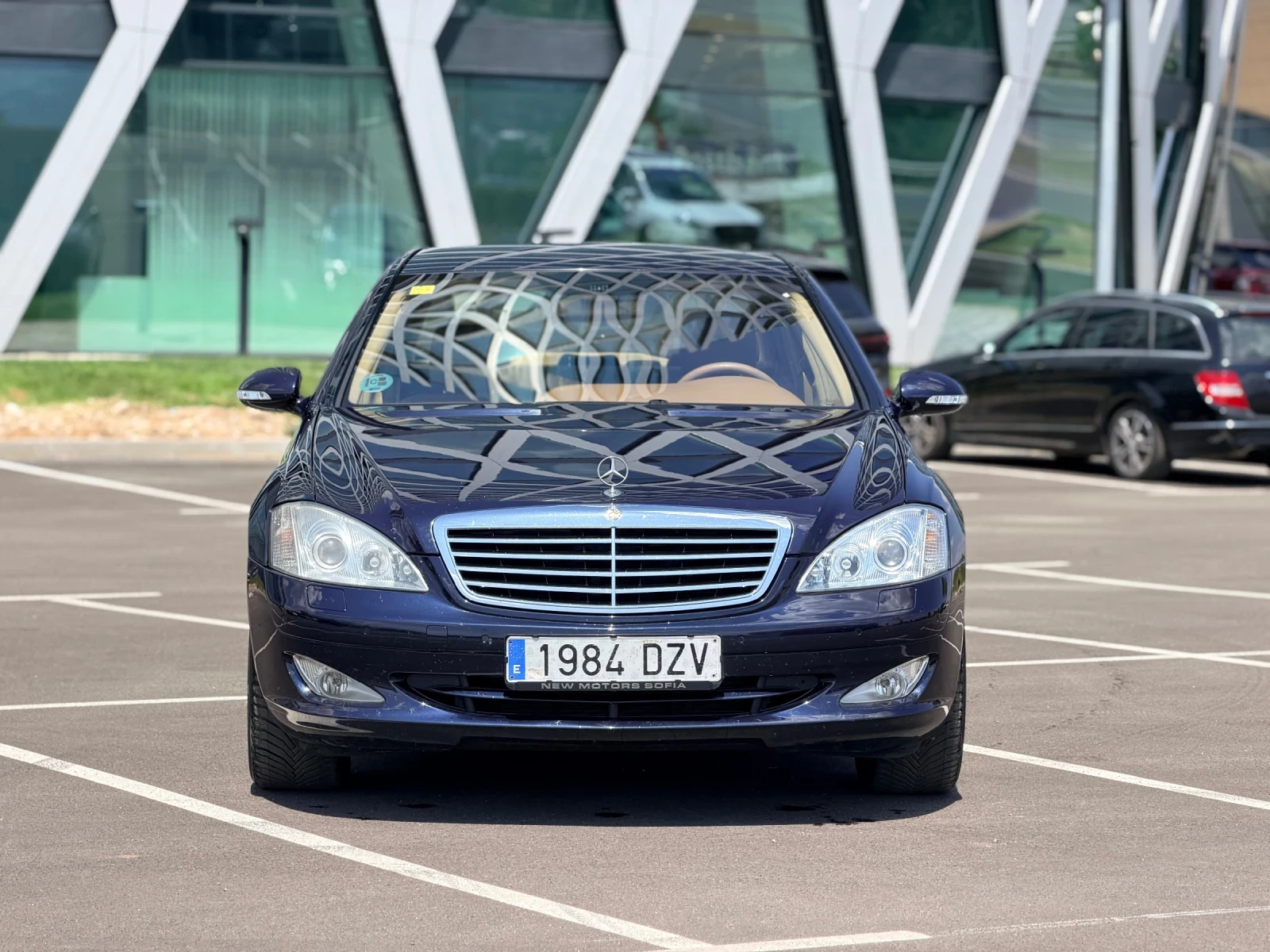 Mercedes-Benz S 500 бензин-Лизинг през Уникредит , снимка 2 - Автомобили и джипове - 55584945