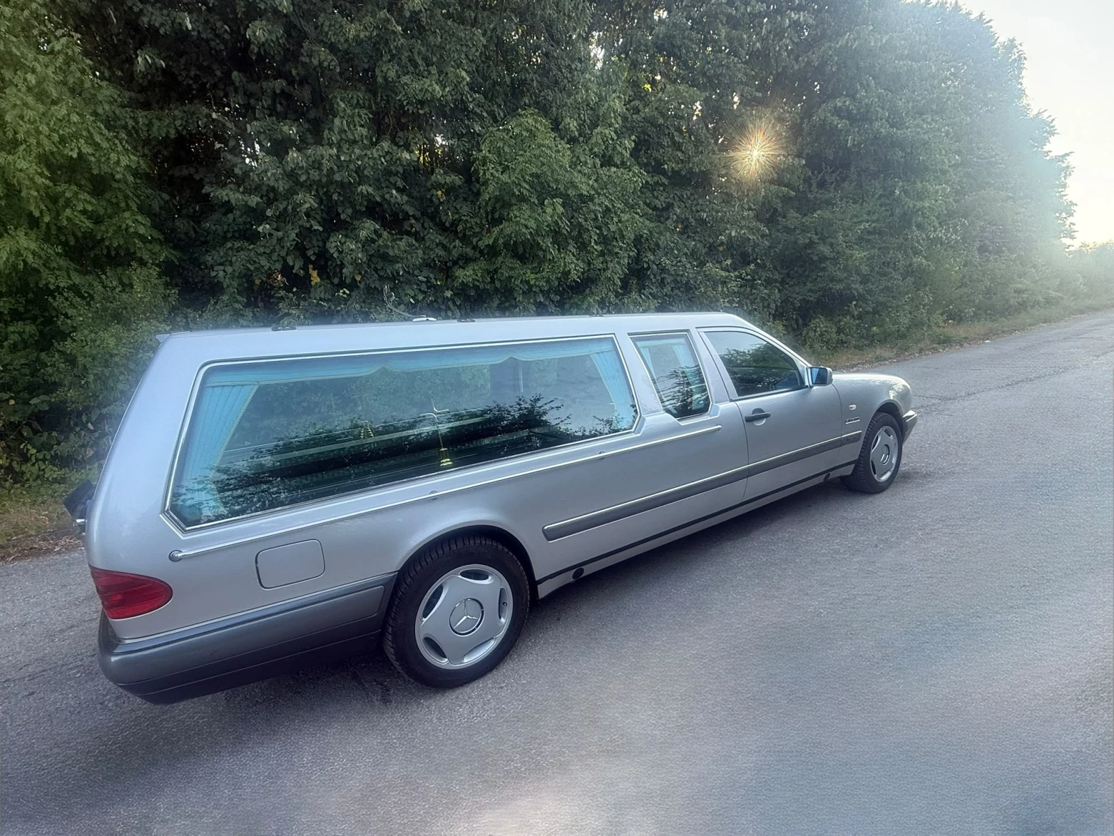 Mercedes-Benz E 250 Pilato medio , снимка 9 - Автомобили и джипове - 55658412