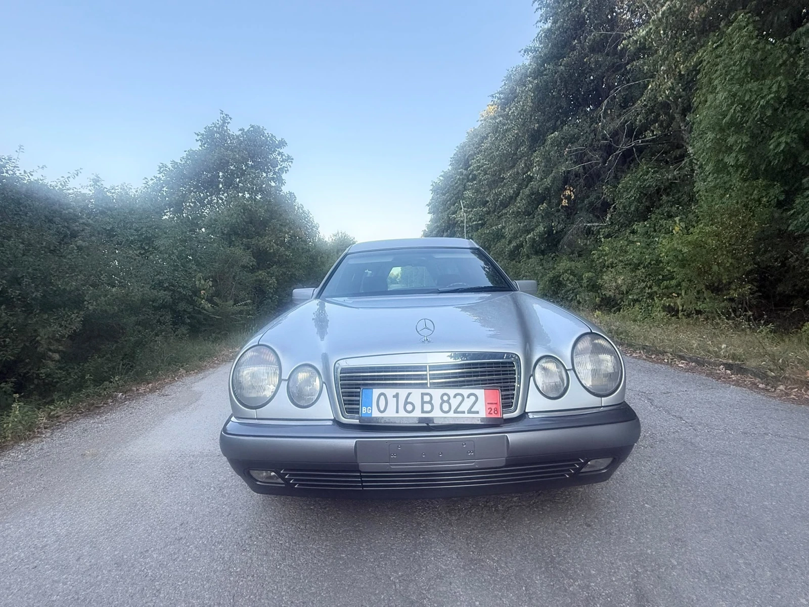 Mercedes-Benz E 250 Pilato medio , снимка 4 - Автомобили и джипове - 55658412