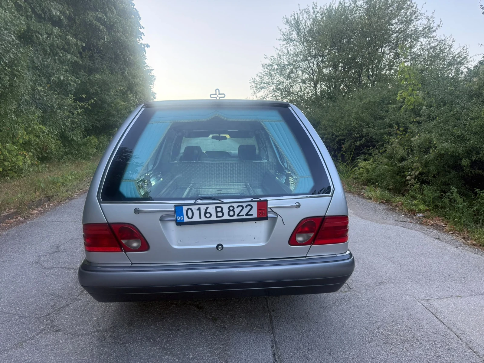 Mercedes-Benz E 250 Pilato medio , снимка 5 - Автомобили и джипове - 55658412
