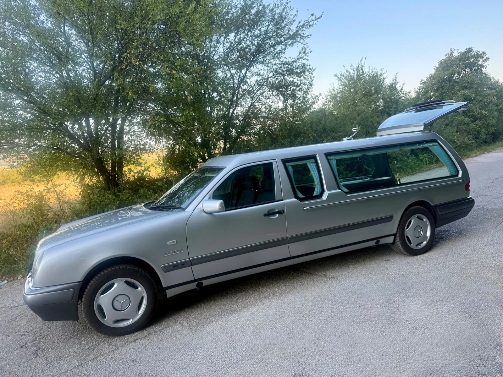 Mercedes-Benz E 250 Pilato medio 