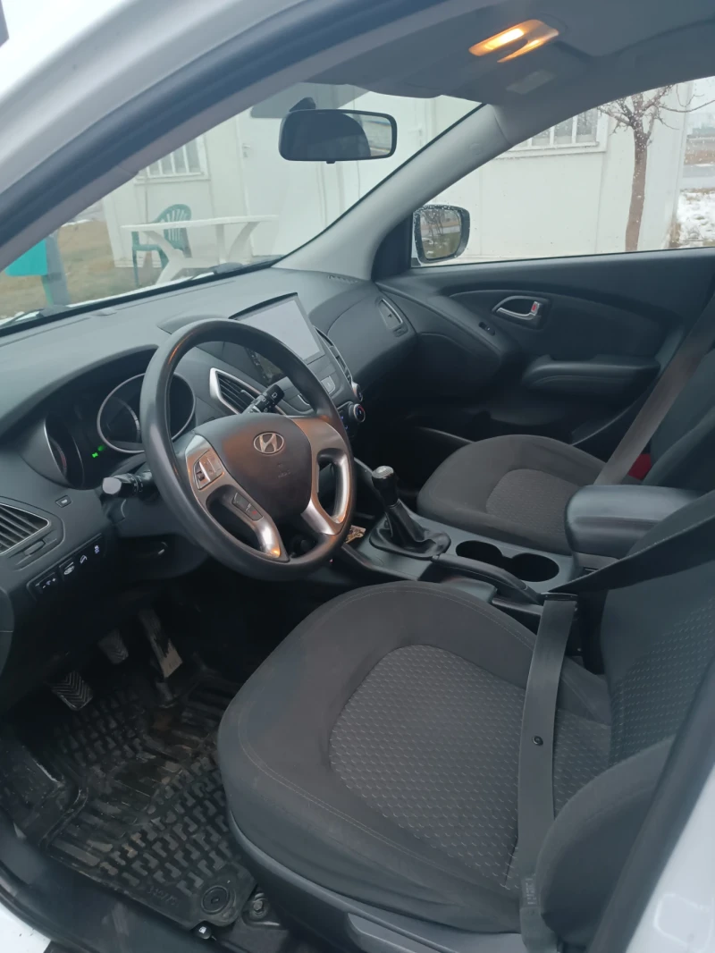 Hyundai IX35 ГАЗ-БЕНЗИН, снимка 8 - Автомобили и джипове - 49269426