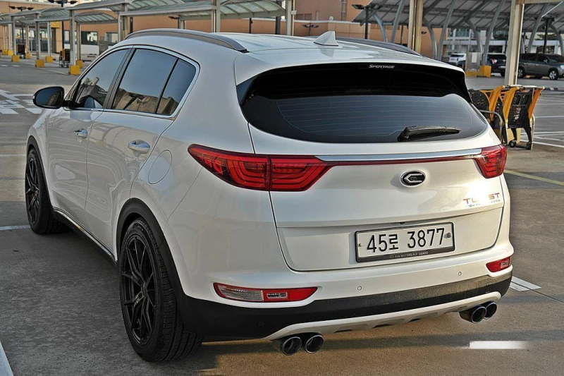 Kia Sportage Diesel 2WD Noblesse Special, снимка 6 - Автомобили и джипове - 52035410