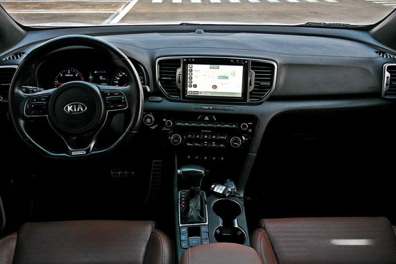 Kia Sportage Diesel 2WD Noblesse Special, снимка 10 - Автомобили и джипове - 52035410