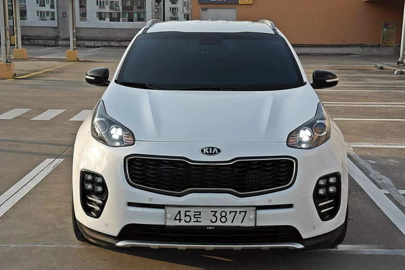 Kia Sportage Diesel 2WD Noblesse Special, снимка 3 - Автомобили и джипове - 52035410