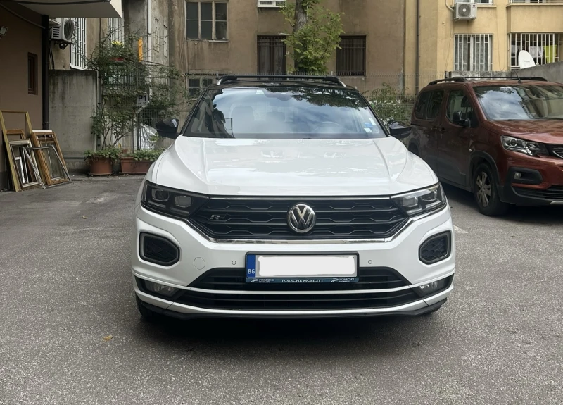 VW T-Roc 2.0 TSI R-Line, снимка 3 - Автомобили и джипове - 52395301