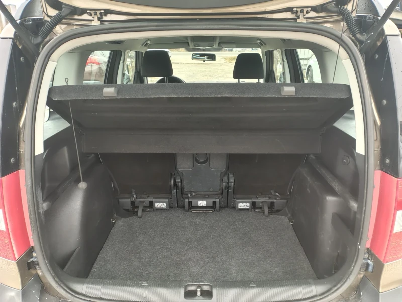 Skoda Yeti 2.0TDI 4X4 , снимка 16 - Автомобили и джипове - 53193569