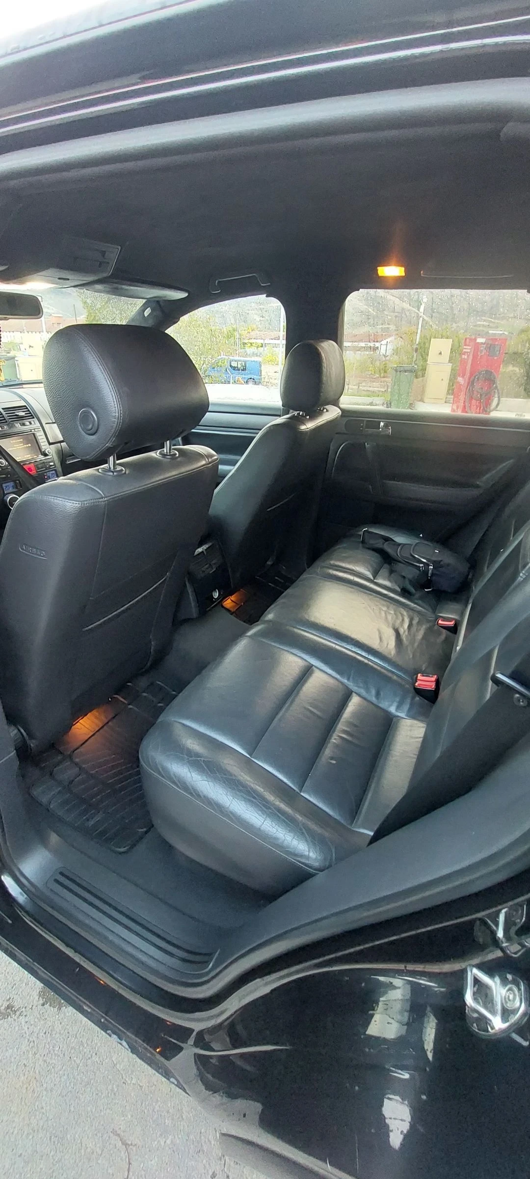 VW Touareg  - изображение 4