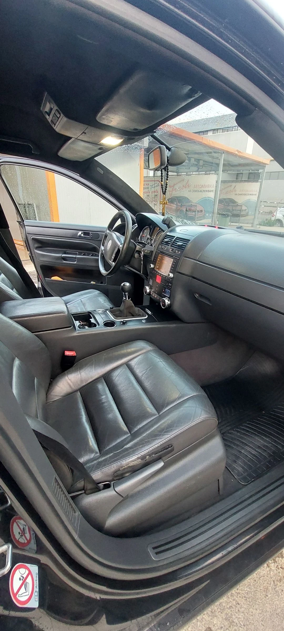 VW Touareg  - изображение 8